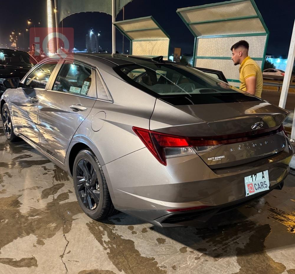 هیوندای ئەلەنترا